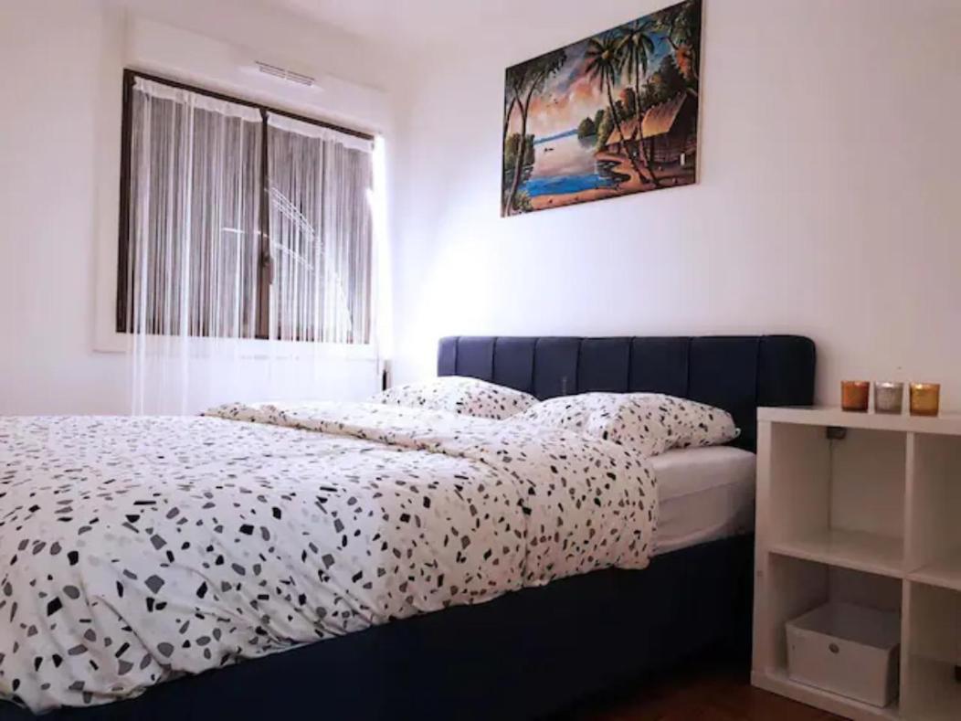 Pretty And Neat Bedroom In My Cosy Appartment. 皮托 外观 照片