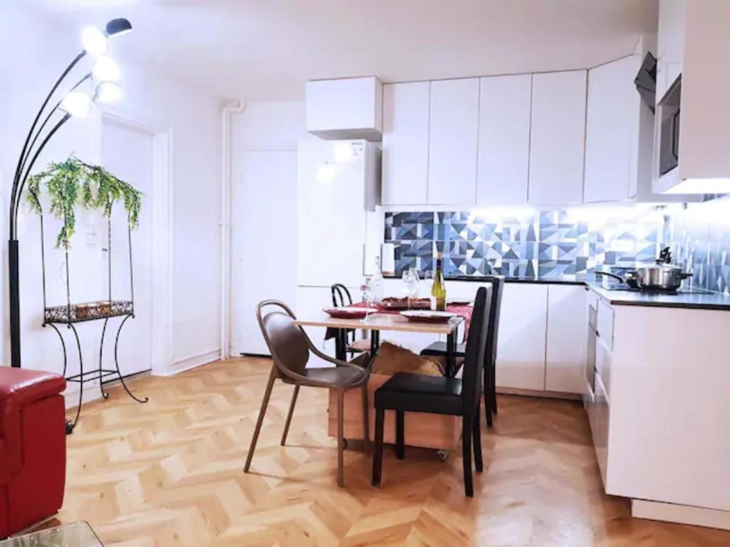 Pretty And Neat Bedroom In My Cosy Appartment. 皮托 外观 照片